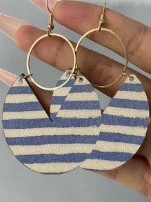 Dropped Stripe Navy Earrings