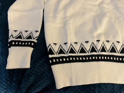 WHITE GEOMOETRY KNIT QUARTER ZIP SWEATER